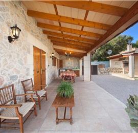 2- Bedroom Villa with Pool near Pollensa, Mallorca, Sleeps 4